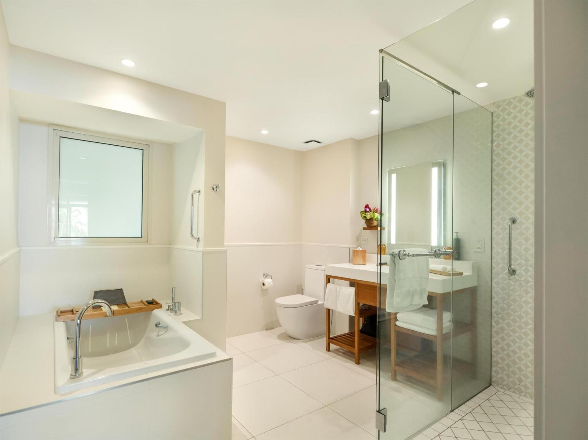 Residence Suite One King Bed Kitchenette