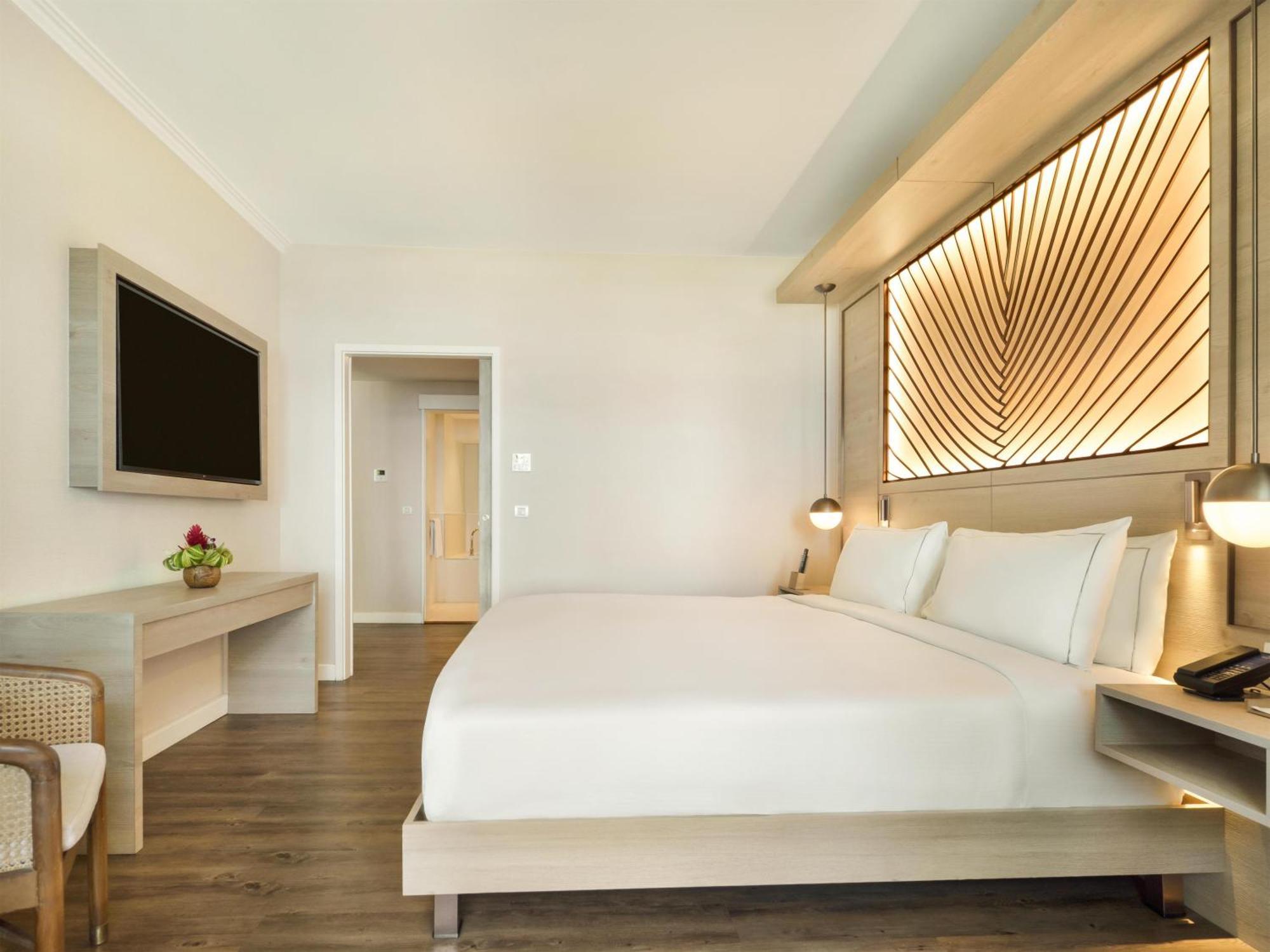 Residence Suite One King Bed Kitchenette